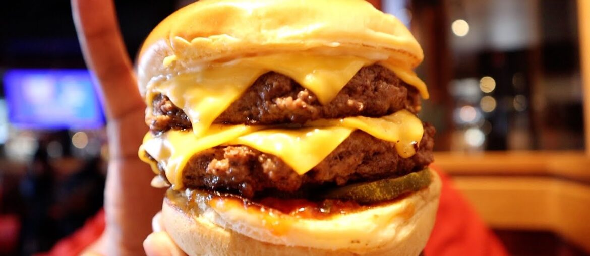 Revisiting the WORST GOURMET BURGER Restaurant In My State!