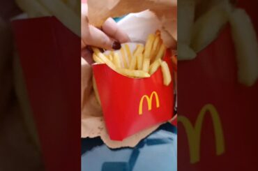 tez bhookh me banao kam oil me yeh madedaar masaledaar french fries khate rah jaogay #shorts