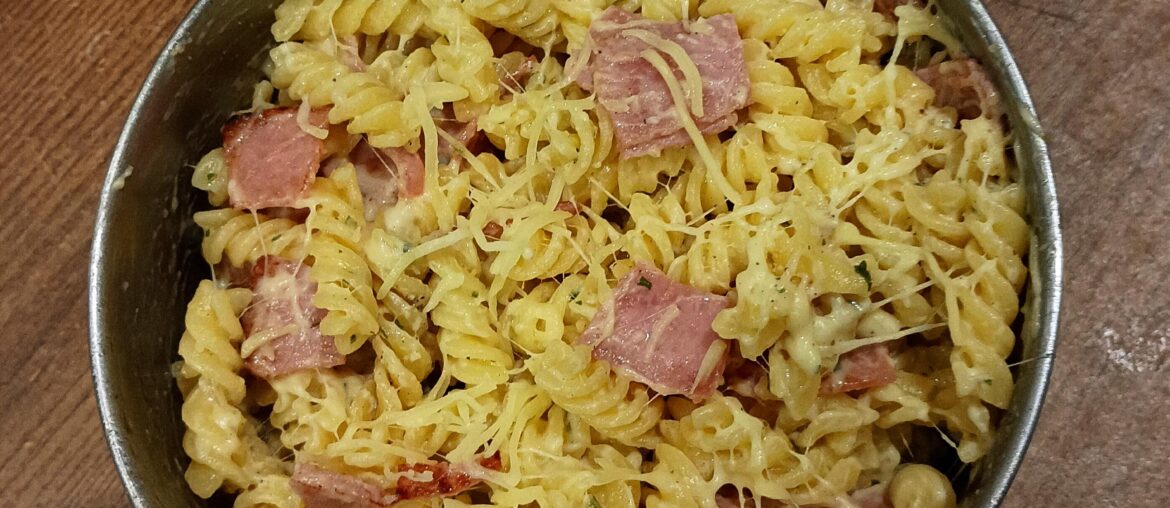 Pâtes fromage jambon :)