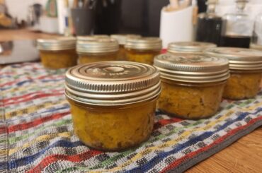 Foie gras et magrets séchés maison. Préparation de la fin d'année en Périgord.