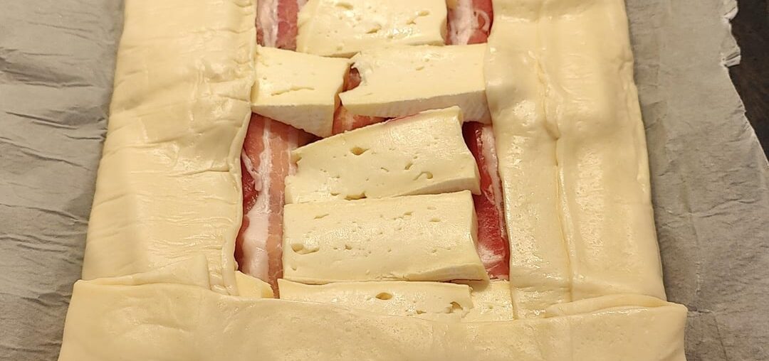 Croustade lard, roblochon et pommes