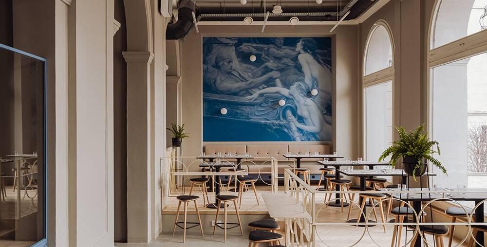 Restaurant in Warsaw, Poland. [1000x667]