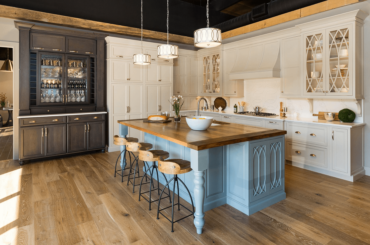 Kitchen in Des Moines, Iowa [1894x1226]