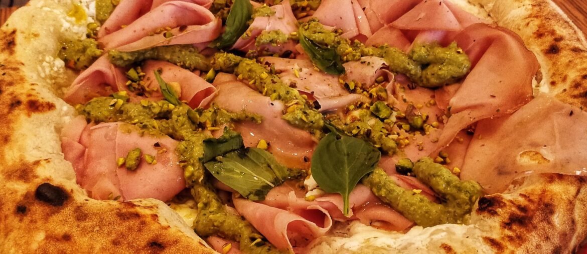 Pizza mortadelle pistache de chez Peppe