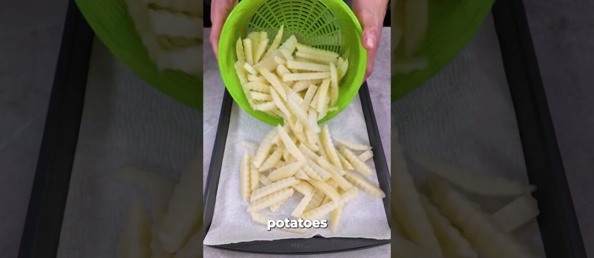 These are by far my favorite loaded French fries! These are by far my favorite loaded French fries!