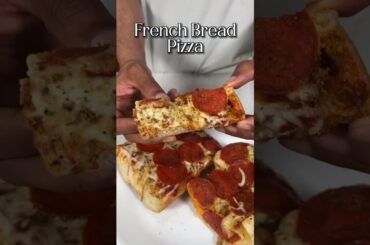 HOW TO MAKE EASY HOMEMADE FRENCH BREAD PIZZA RECIPE #Shorts