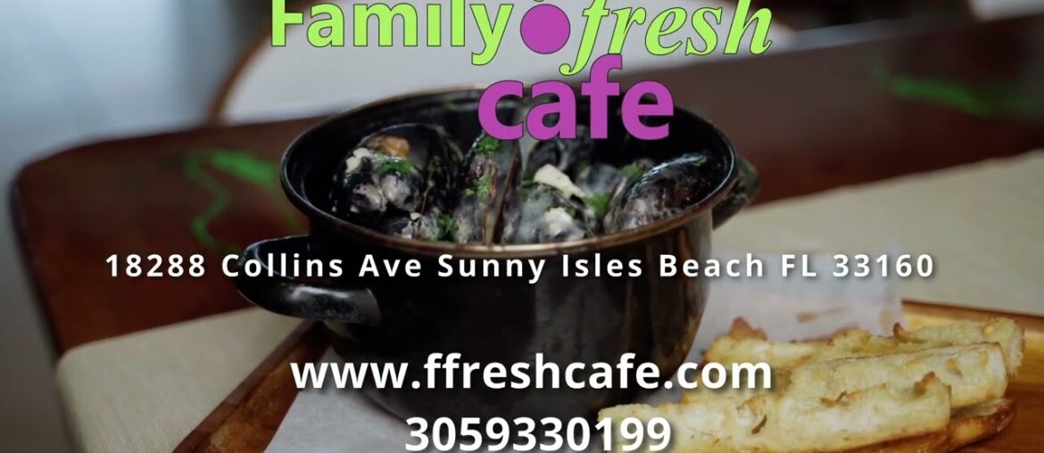 Clams in White Wine, Cream and Garlic with French Baguette in Miami Florida - Family Fresh cafe
