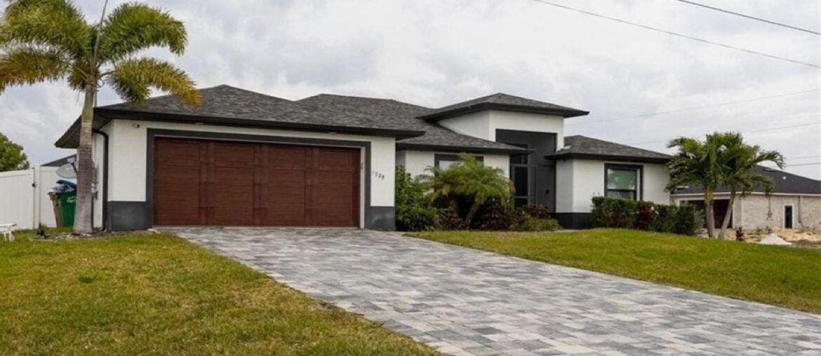 CAPE CORAL Florida Pool Homes for Sale and Real Estate for Sale by Steven Chase CAPE CORAL Florida Pool Homes for Sale and Real Estate for Sale by Steven Chase