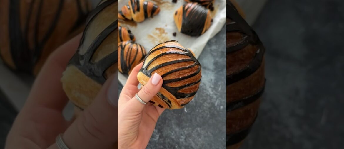 2 colored Pain au Chocolat. Details in description #painauchocolat #recipe #bakeathome 2 colored Pain au Chocolat. Details in description #painauchocolat #recipe #bakeathome