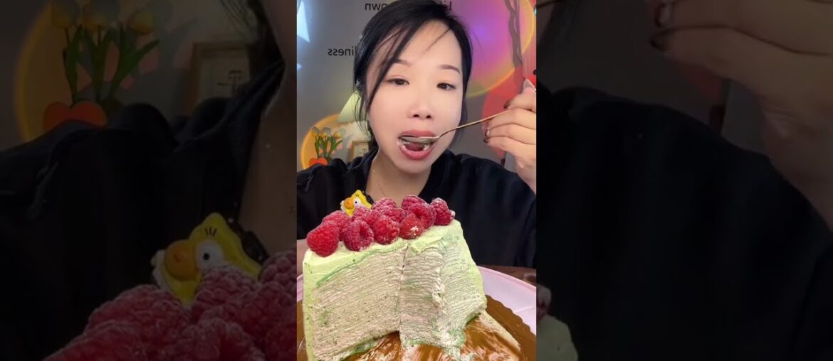 Raspberry Pistachio French Mille-feuille is late, my dears, Douyin Food Recommendation Officer. Fre