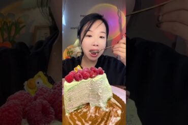 Raspberry Pistachio French Mille-feuille is late, my dears, Douyin Food Recommendation Officer. Fre