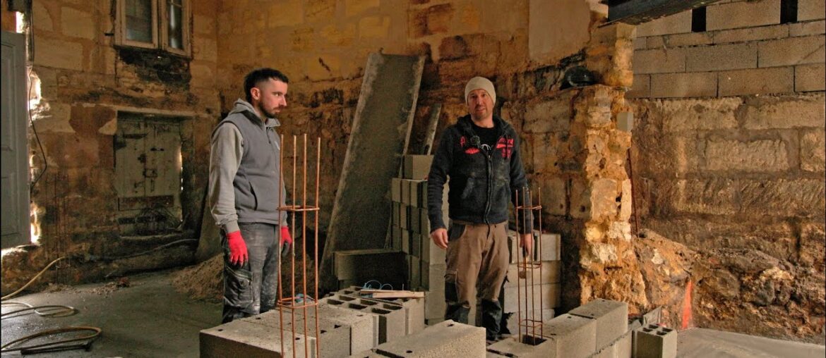 Renovating in France - Cinder / Concrete Block Wall CONSTRUCTION! Demolition Finally Finished!