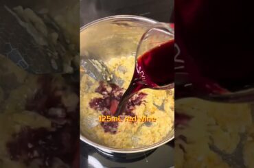 French onion soup (in vintage '70s bowls with wicker cozies) #soup #recipe #vintage