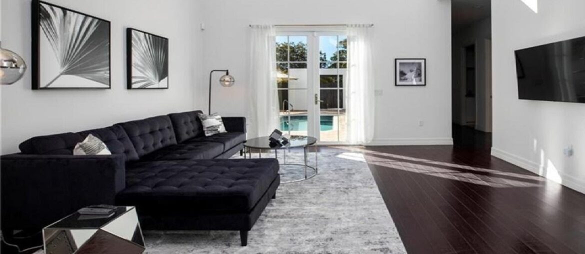 Luxury Home Custom 4-bed 3.5-bath Home NAPLES PARK Naples Florida Homes for Sale by Steven Chase.