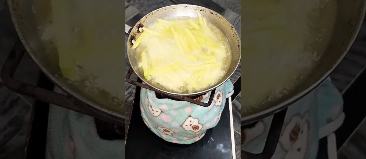 # short # French Fries Recipe # c #food #cooking #pakistan #saira ka Dastarkhan
