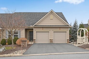 3684 Cottage Dr, Bethlehem, PA