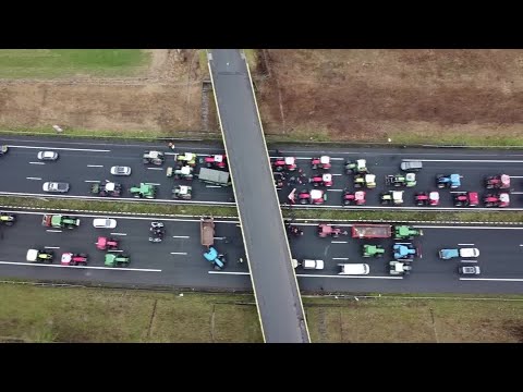 Drone video shows French farmers’ highway blockade | REUTERS Drone video shows French farmers' highway blockade | REUTERS