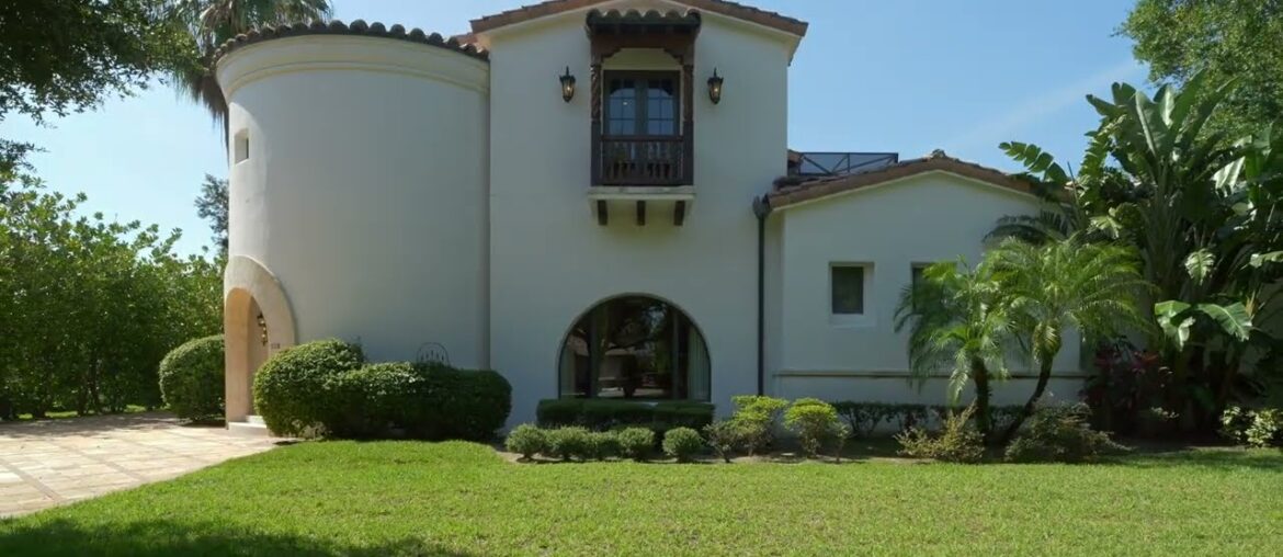 Hidden Gem Alert! Discover the Ultimate Spanish Hacienda Luxury - Lake Butler Sound