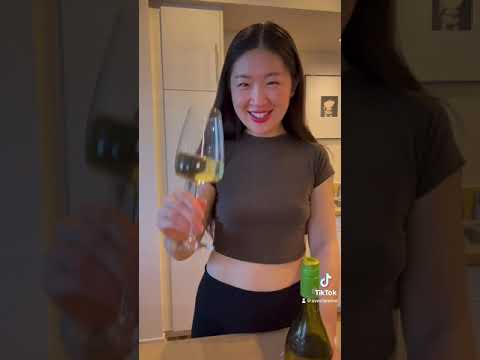 Trader Joes $6 French Wine #traderjoes #wine @aveclareine Trader Joes $6 French Wine #traderjoes #wine @aveclareine