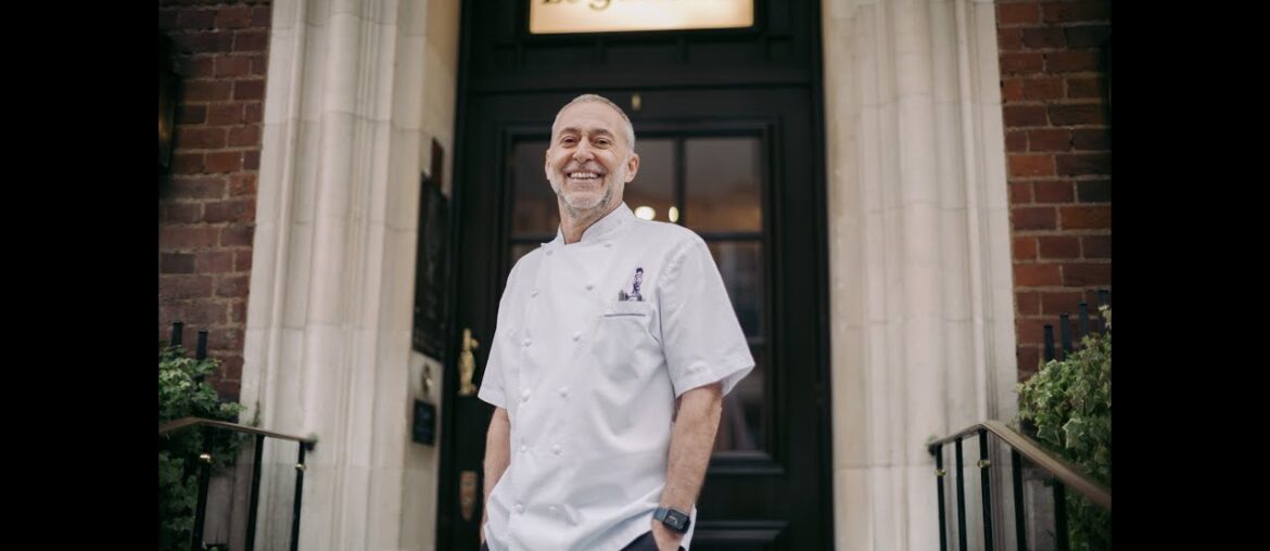 Michel Roux reveals the secrets of Le Gavroche, the iconic Mayfair restaurant | Christie’s Inc Michel Roux reveals the secrets of Le Gavroche, the iconic Mayfair restaurant | Christie's Inc