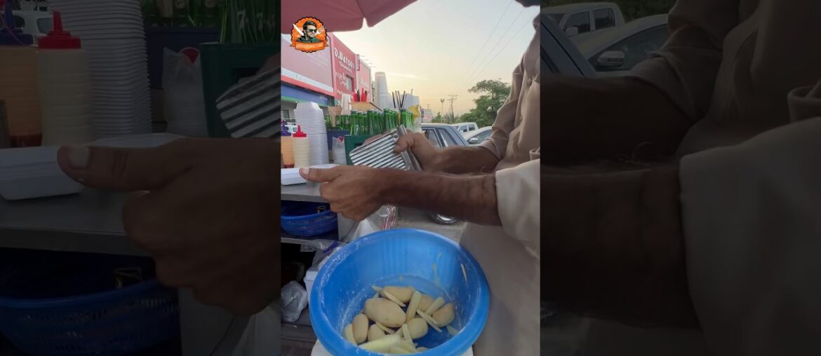 Most Unique Cutting Skills of Potato and making Fries #streetfood #pakistanfoodbloggers