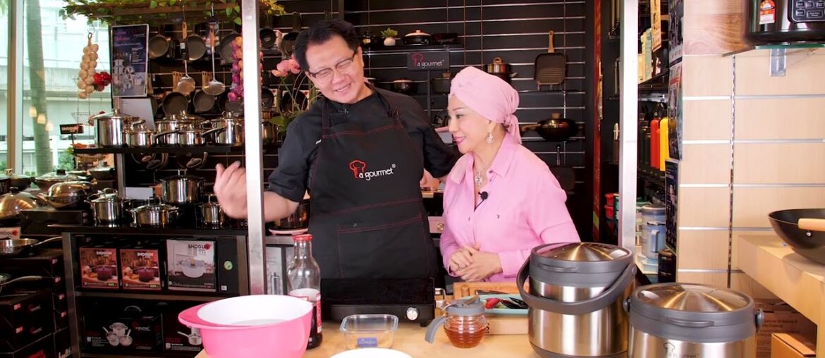 Poached Pear with a Twist Poached Pear with a Twist