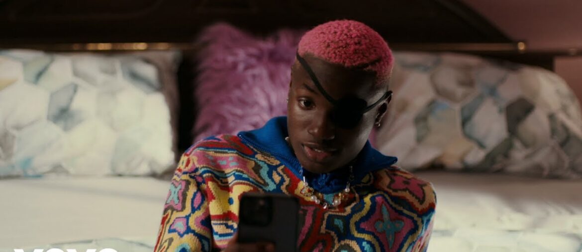 Ruger – Snapchat (Official Video) Ruger - Snapchat (Official Video)