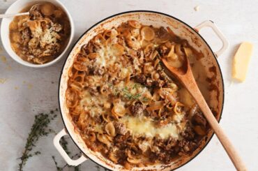 Cheesy French Onion Soup Pasta Casserole Recipe