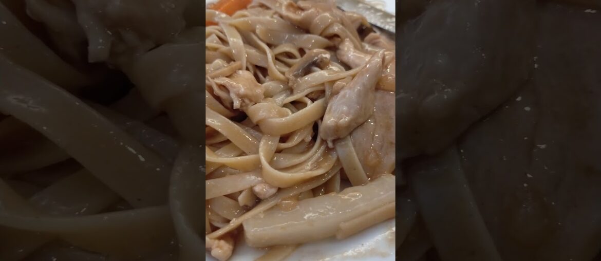 FRENCH FOOD CHICKEN STROGANOFF #shortsfeed #shortsvideo #shorts #french