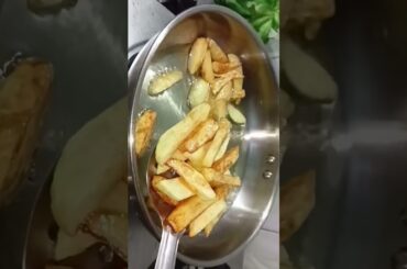 French fries #frenchfries #potatosnacks #potatorecipe #crispypotatobites #viral #shortvideo