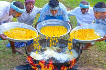 EGG in HOT OIL | Fried Eggs Recipe Cooking Village | Egg Fried in Oil | Fried Egg Puffs Recipe