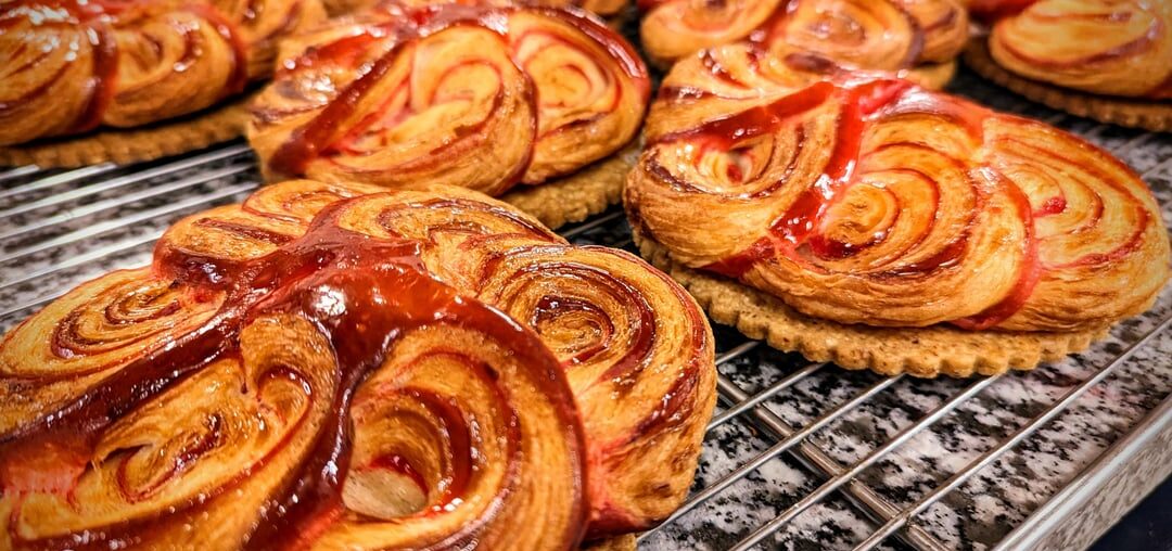 Viennoiserie fleur framboise pour la St Valentin