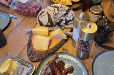 Bacon, eggs, cheese, and bread