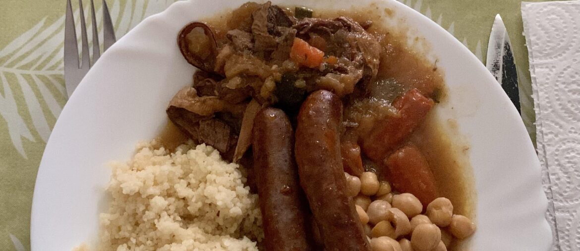À midi : couscous maison ! 🐪🌴
