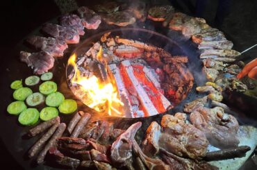 20 people disc bbw. Lamb chops, goat pastrami, pork, chicken, sausages, veggies. Pre marinated individually.