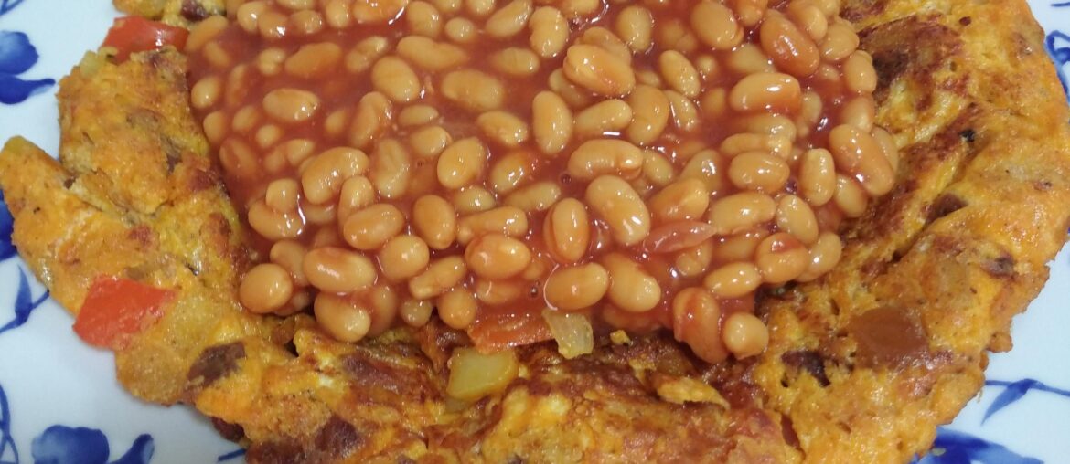 Spicy Spanish Breakfast Omelette with beans
