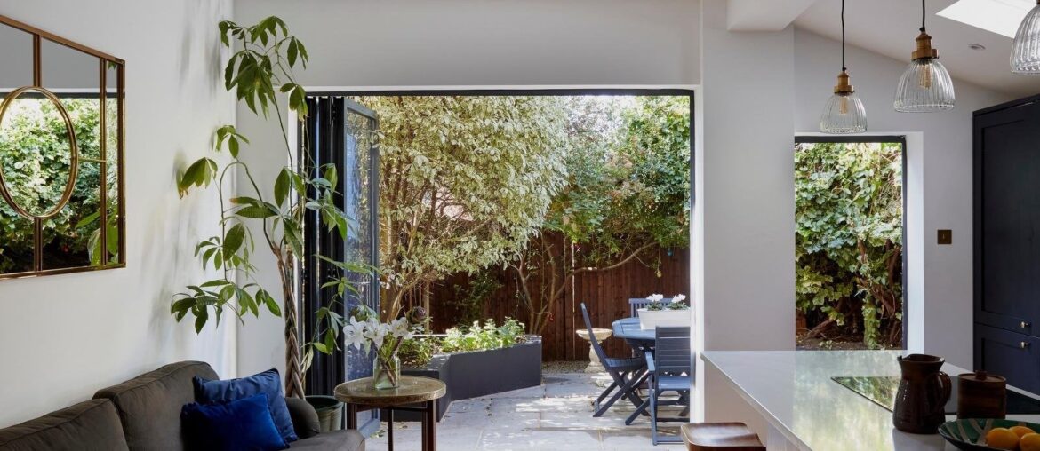 Kitchen extension with garden views added to a Victorian home, Crouch End, North London, UK [1600x1066]