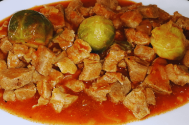 Lean Pork with Tomato Sauce - Traditional Spanish Recipe