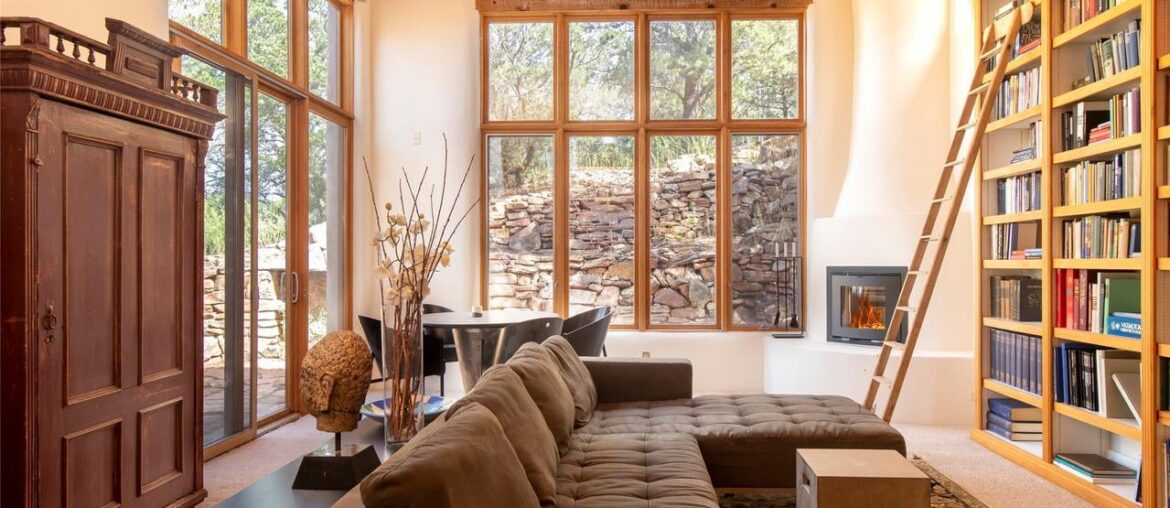 Sun filled living room dedicated to reading. Santa Fe [1279x852]