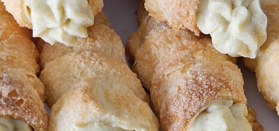 Homemade cream rolls