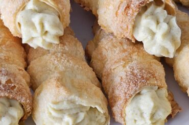 Homemade cream rolls