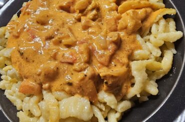 Homemade Spätzle with a sauce made from ultrafresh veggies