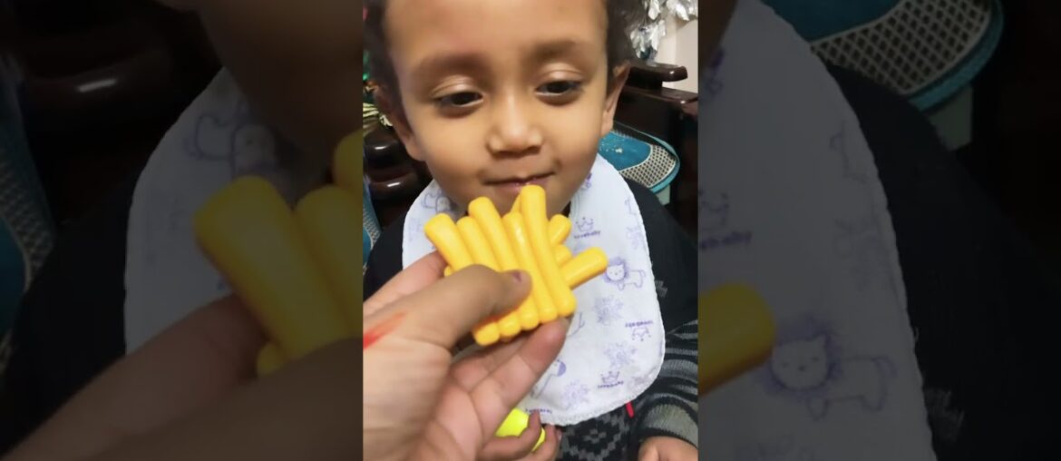 Labbu ne khaye French fries #cutebaby #kinderjoy #crax #dailyvlog #cute #youtubeshorts #funnyshorts