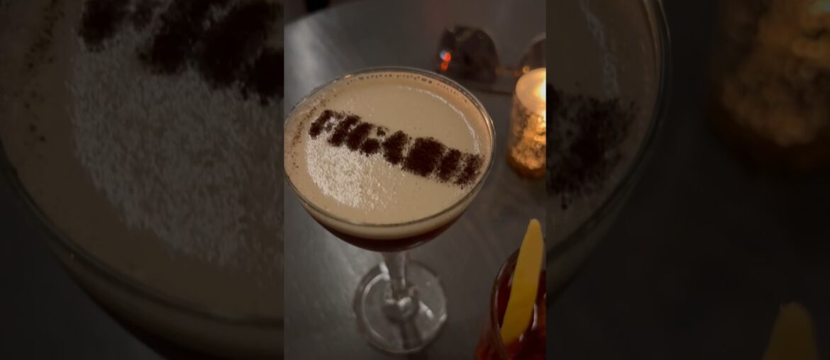 A French vibe in Figaro, SoHo New York City. #nyc #shorts #bar #figaro #cocktail #nightlife #french