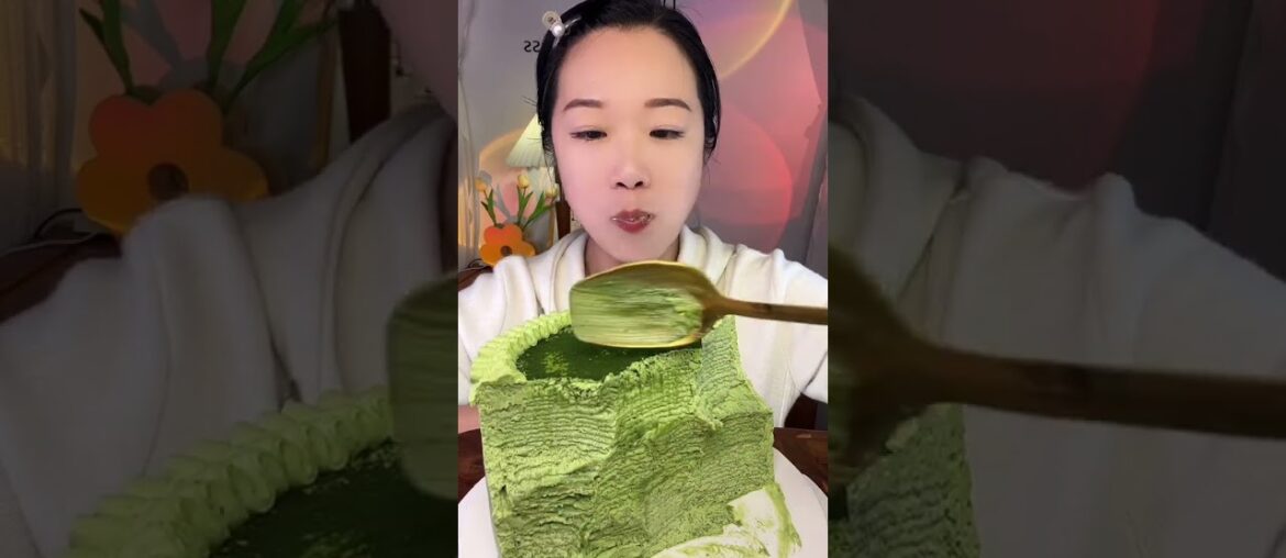 Matcha French Mille Crepe Douyin Food Recommendation Officer Who knows how delicious this bite is?