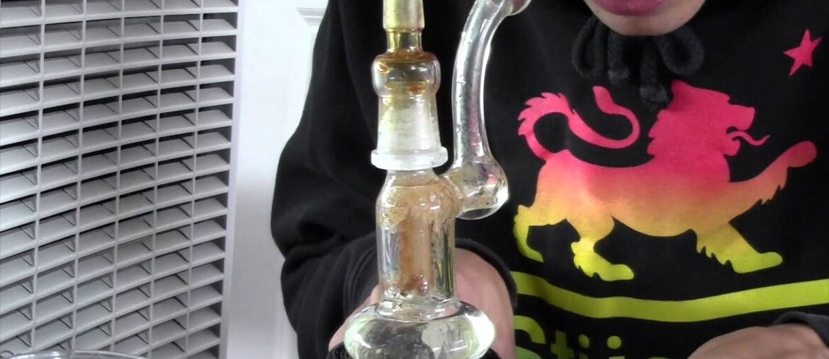 French Laundry “Ocean Grown” 90u Bubble Hash French Laundry "Ocean Grown" 90u Bubble Hash