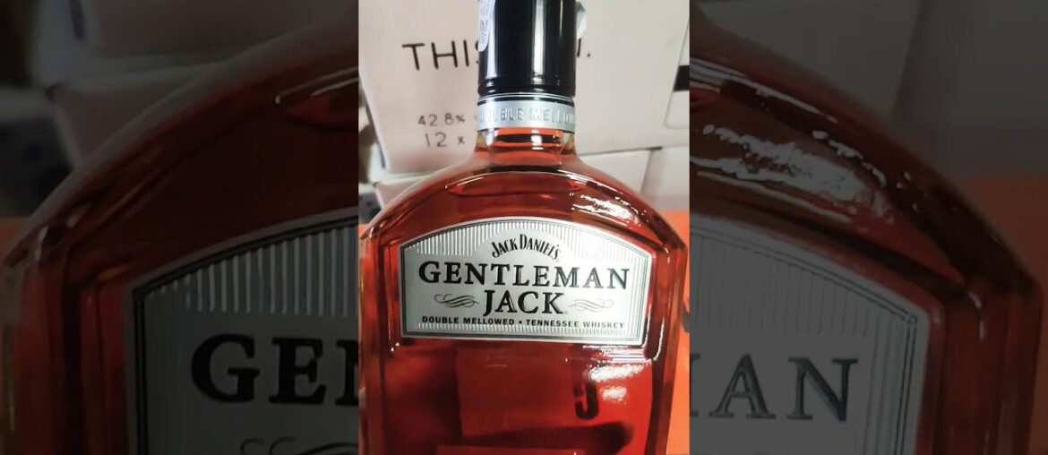 Jack Daniel's Gentleman Jack || #whiskey @LiquorHound #youtubeshorts #viral #shortvideo #bgm