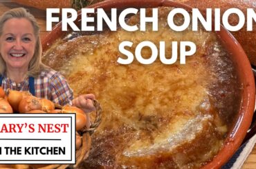 Traditional Homemade French Onion Soup - A Classic French Onion Soup Recipe