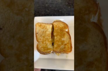 How to make French toast without milk/easy recipe #breakfast #frenchtoast