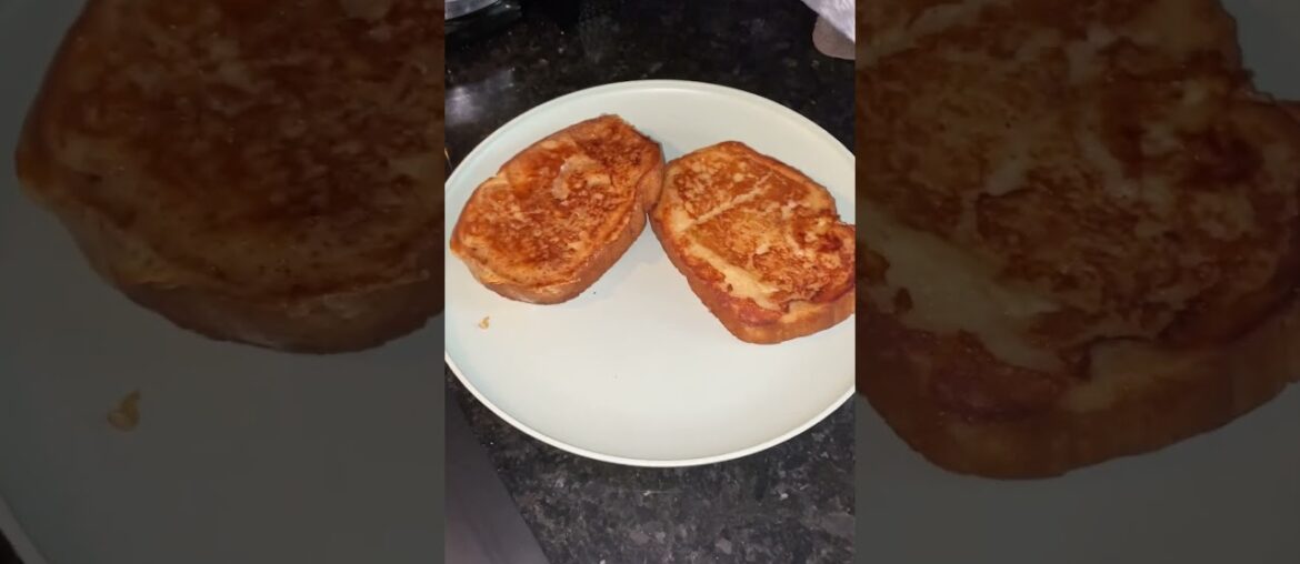 Feeling French!!!! #staytuned4fullvideo #frenchtoast #breakfast #lunchlady #chronicles #foodie